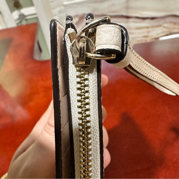 Coach Double Zip Wallet in Colorblock - cream - Picture 9 of 12